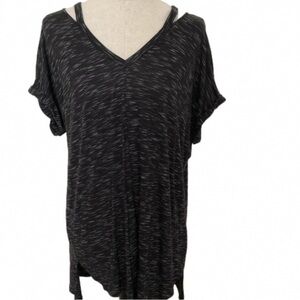 Relaxed V-Neck Space-Dye Tunic Top in Black